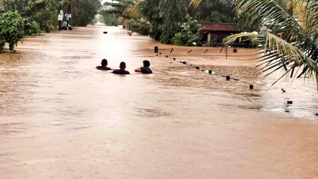 Santo Tomas de Castilla, Department of Izaba, Guatemala after Hurricane Eta